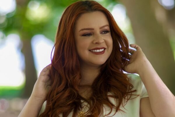 Lançamento “Deus Não Errou Quando Escolheu Você” de Élida Rodrigues gera testemunho