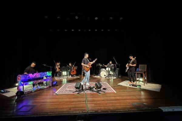 SalvaOn Lança Novo Single “Dono do Meu Ser” e Convida à Intimidade Genuína com Deus